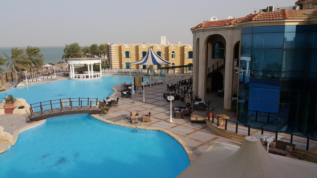 Tio Sea Resort Al Khor Buitenkant foto The Dead Sea Spa Hotel