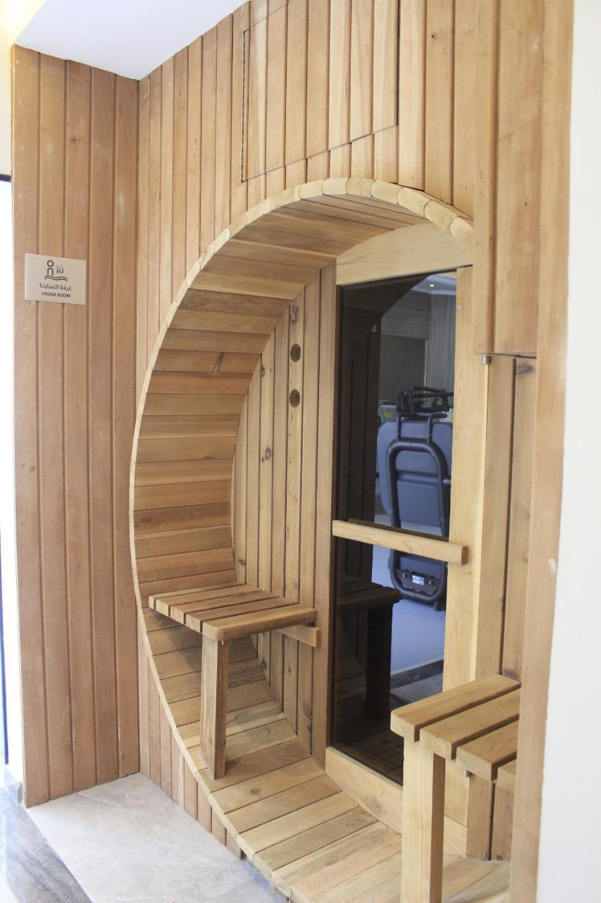 Tio Sea Resort Al Khor Buitenkant foto A modern Finnish sauna